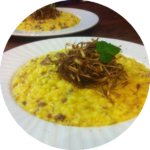 Risotto allo Zafferano Croco e Smilace salsiccia e porro croccante_Dei